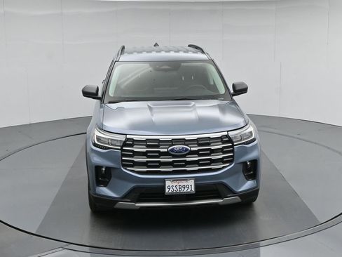 Used 2025 Ford Explorer Active w/ Active Comfort Package RWD image 40