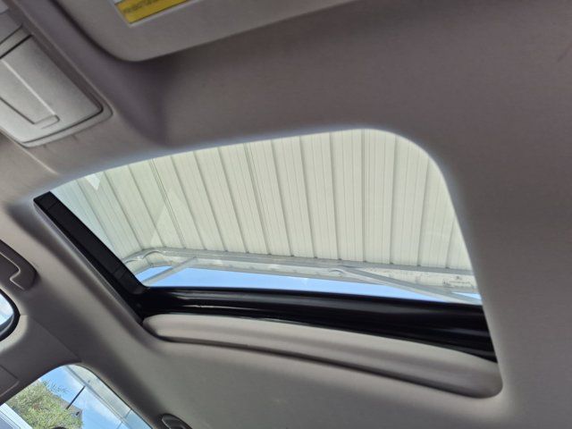 Used 2020 Acura MDX w/ Technology Package FWD image 16