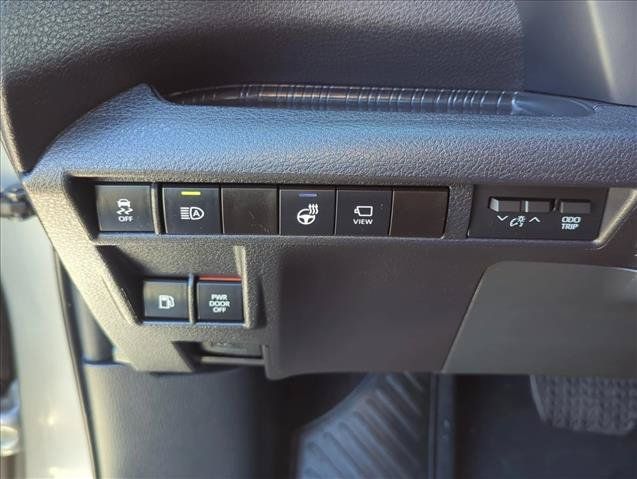 Certified 2026 Toyota Sienna Platinum AWD/4WD image 11