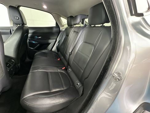 Used 2019 Jaguar E-PACE S image 27