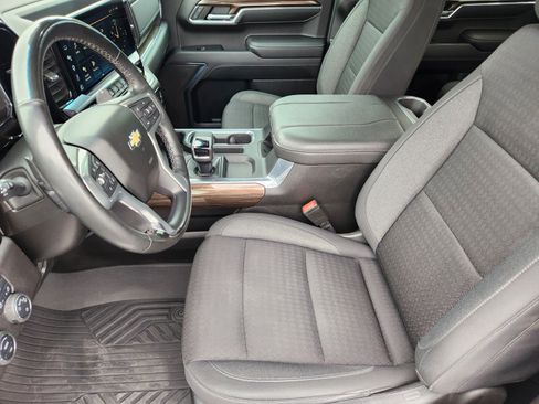 Used 2023 Chevrolet Silverado 1500 LT w/ Z71 Off-Road Package image 10