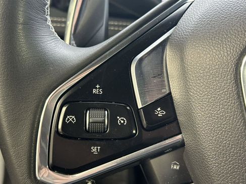 Used 2024 Chevrolet Corvette Stingray Coupe w/ 1LT image 22