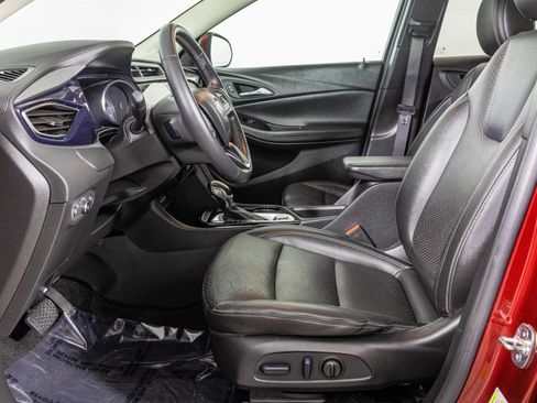 Used 2022 Buick Encore GX Essence w/ Experience Buick Package AWD/4WD image 22