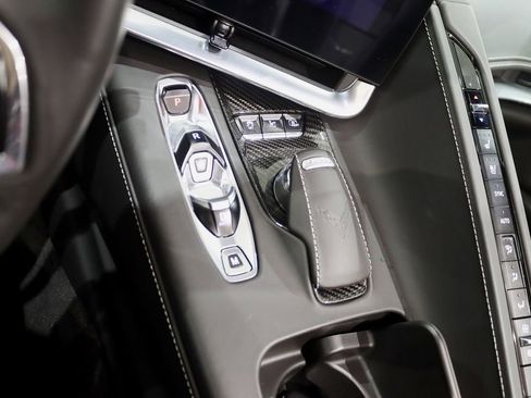 Used 2022 Chevrolet Corvette Stingray Premium Conv w/ Z51 Performance Package RWD image 25