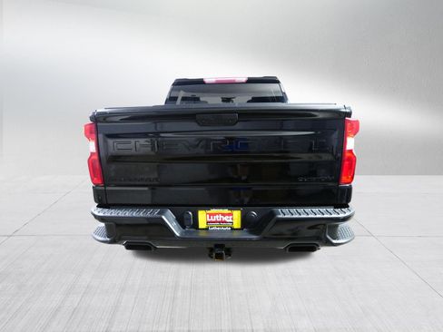 Used 2021 Chevrolet Silverado 1500 Custom Trail Boss w/ Midnight Edition AWD/4WD image 6