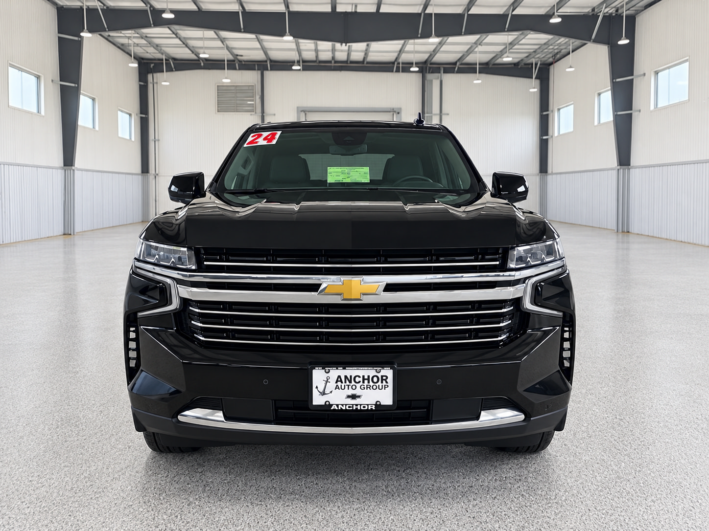 Used 2024 Chevrolet Suburban LT AWD/4WD image 3