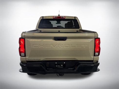 Used 2023 Chevrolet Colorado W/T image 4