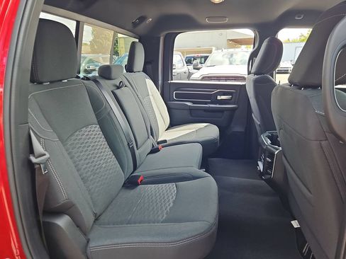 New 2026 RAM 2500 Big Horn AWD/4WD image 15