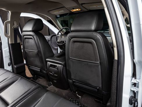 Used 2014 Chevrolet Silverado 2500 LTZ w/ LTZ Plus Package image 29