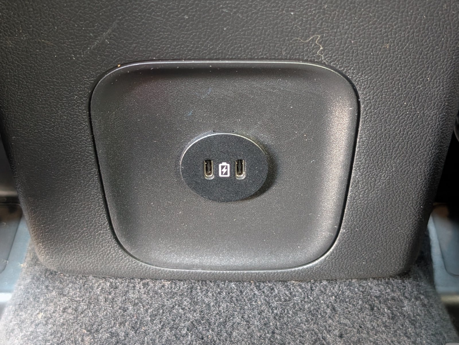 Used 2024 Ford Escape ST-Line w/ Tech Pack #1 AWD/4WD image 30