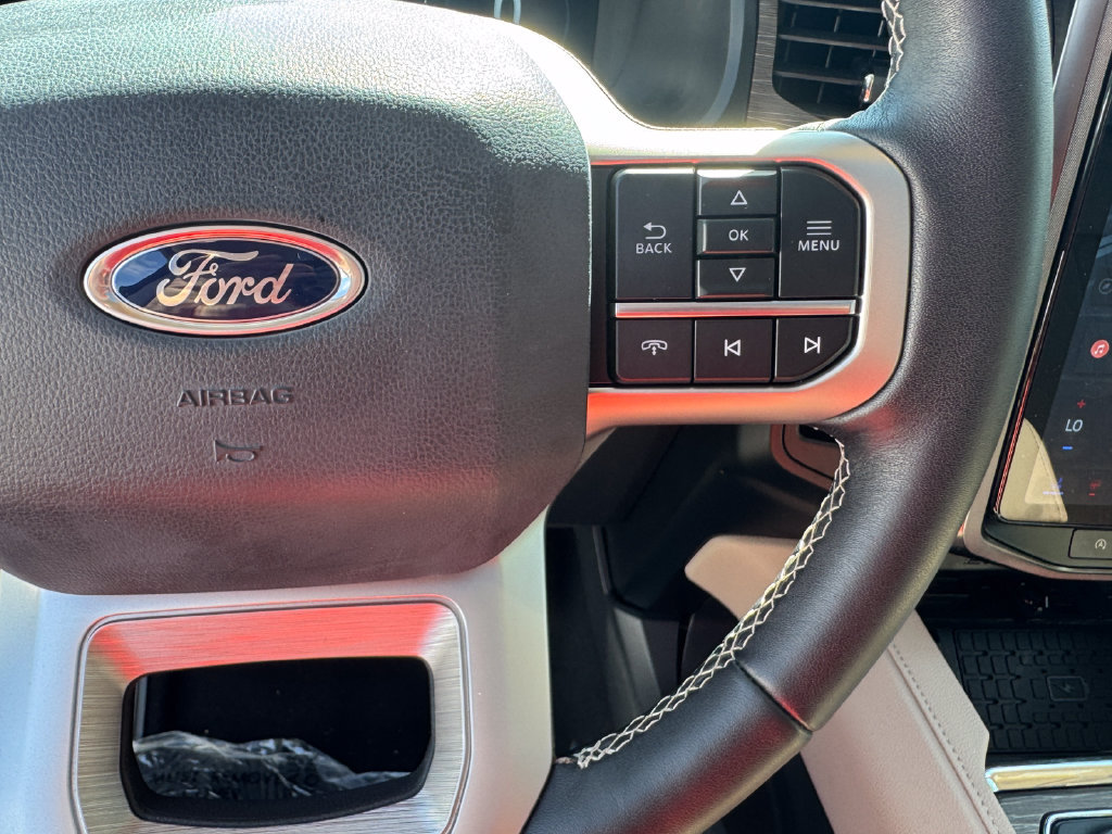 Used 2024 Ford Expedition Limited AWD/4WD image 24