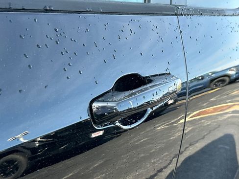 New 2026 GMC Terrain Elevation w/ Elevation Premium Package AWD/4WD image 14