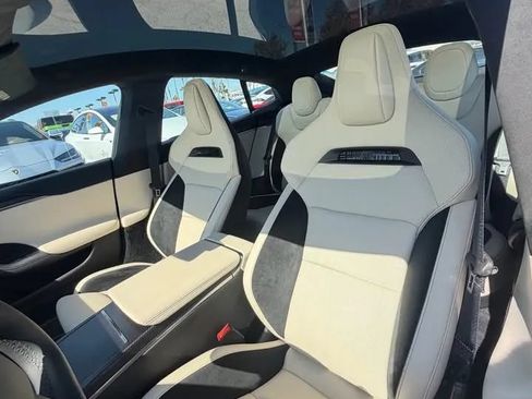 Used 2026 Tesla Model S Plaid AWD/4WD image 8