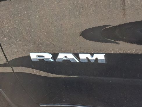 Used 2024 RAM 1500 Big Horn AWD/4WD image 29
