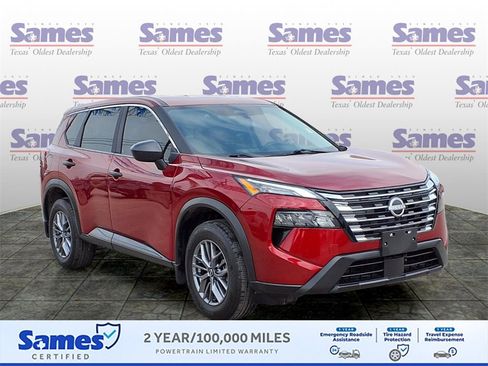 Used 2025 Nissan Rogue S image 1