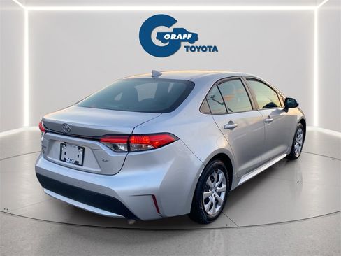 Used 2020 Toyota Corolla LE image 15