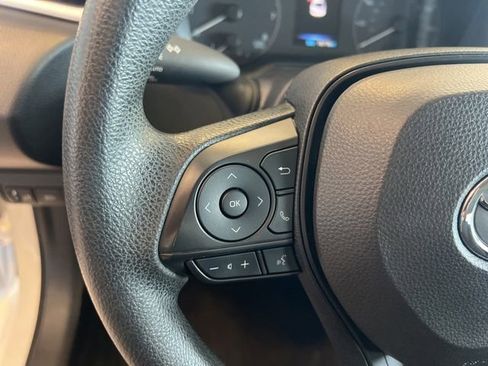Used 2023 Toyota Corolla LE FWD image 18