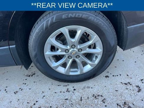 Used 2020 Chevrolet Equinox LS w/ LS Convenience Package image 4
