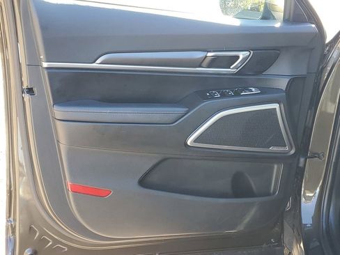 Certified 2023 Kia Telluride S AWD/4WD image 8