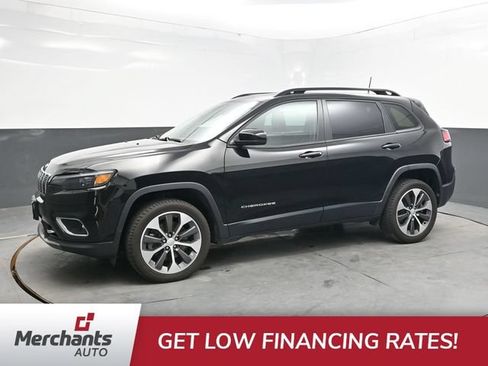 Used 2022 Jeep Cherokee Limited w/ Elite Package AWD/4WD image 3