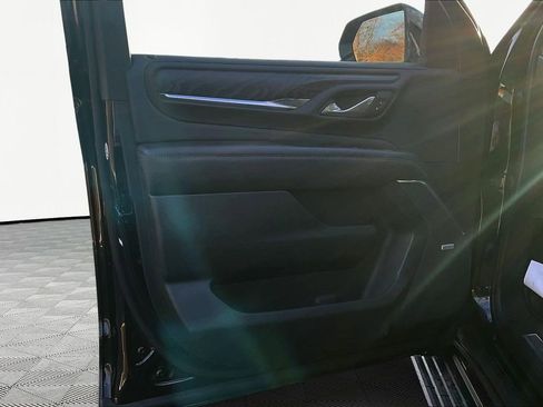 Used 2023 GMC Yukon Denali image 21