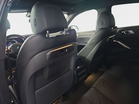 New 2026 BMW X6 xDrive40i w/ Premium Package image 11