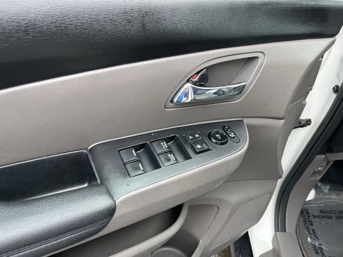 Used 2017 Honda Odyssey EX-L image 19