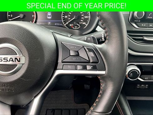 Used 2022 Nissan Altima 2.5 SR image 12