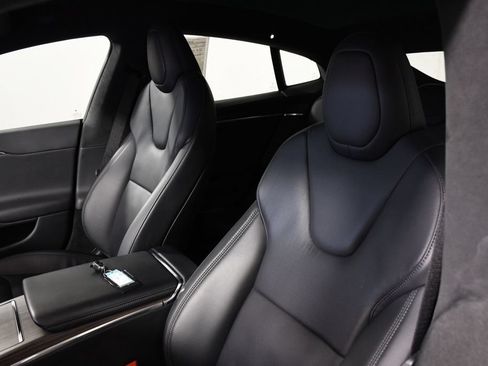 Used 2022 Tesla Model S AWD/4WD image 17