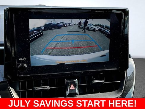 Used 2025 Toyota Corolla LE w/ LE Premium Package FWD image 18