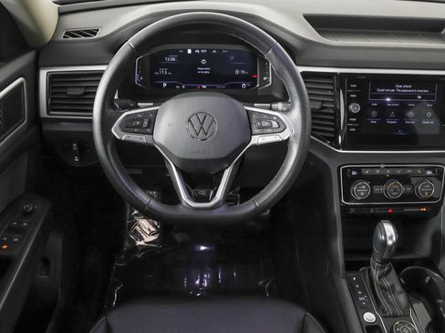 Used 2023 Volkswagen Atlas SEL R-Line AWD/4WD image 41