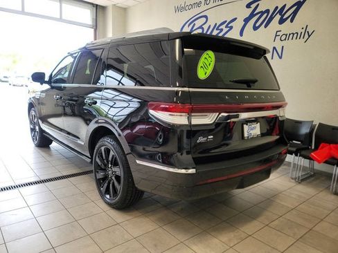 Used 2023 Lincoln Navigator Reserve AWD/4WD image 15