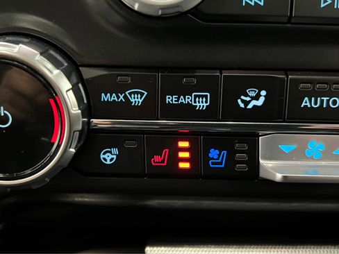 Used 2024 Ford F150 Lariat image 5