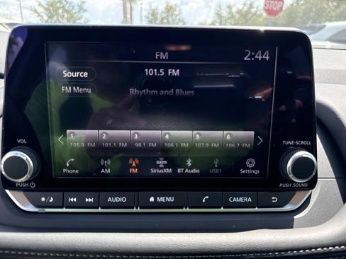 Used 2026 Nissan Rogue SV FWD image 28