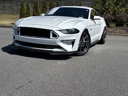 Used 2018 Ford Mustang GT Premium image 5