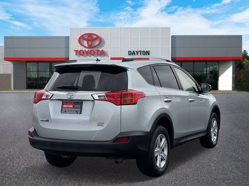 Used 2013 Toyota RAV4 XLE AWD/4WD image 5