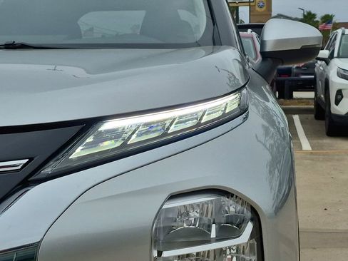 New 2026 Mitsubishi Outlander ES FWD image 28