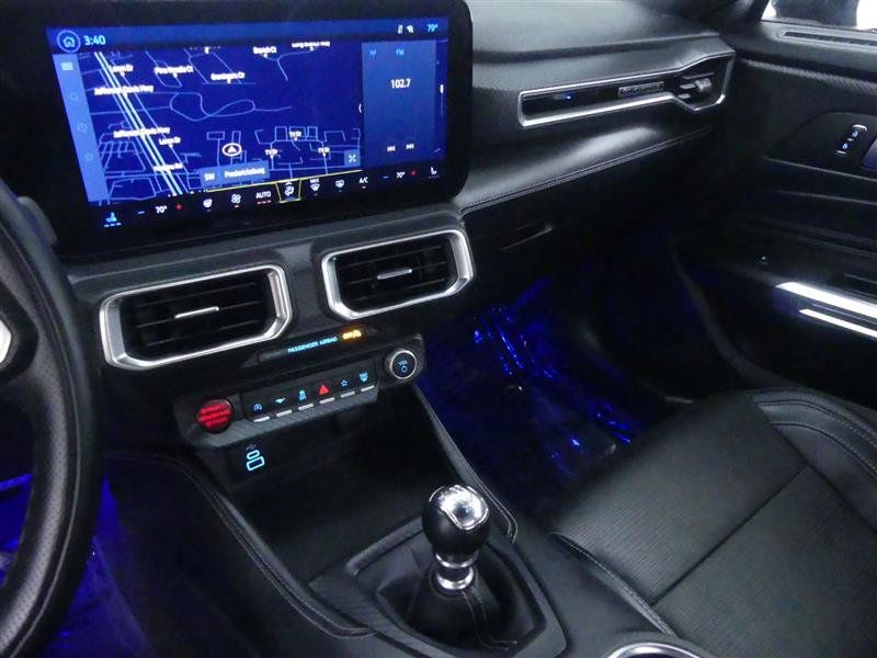 Used 2025 Ford Mustang GT Premium RWD image 17