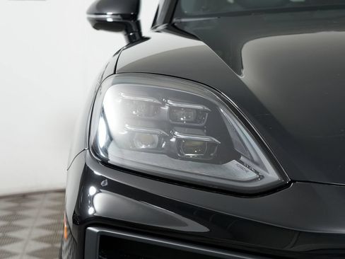 New 2026 Porsche Cayenne S AWD/4WD image 11