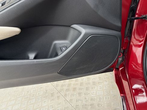 Used 2021 Honda Accord Touring image 32