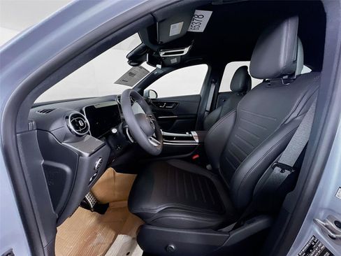 Certified 2026 Mercedes-Benz GLC 300 4MATIC image 19