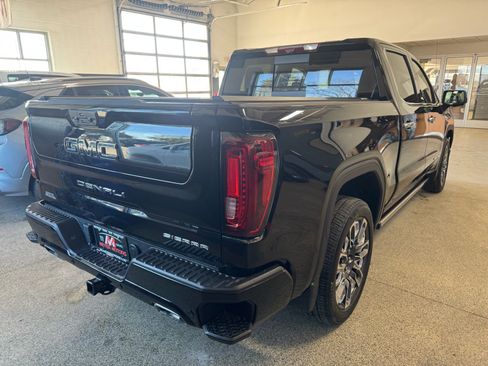 Used 2023 GMC Sierra 1500 Denali Ultimate image 5