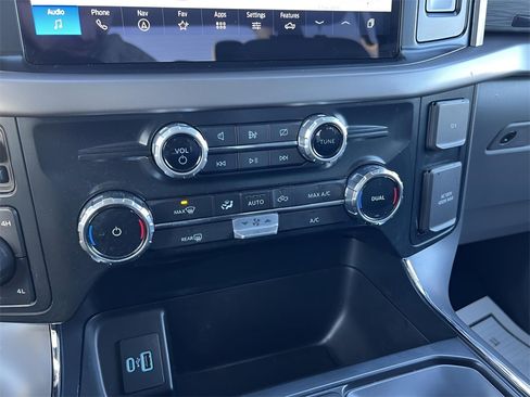 Used 2024 Ford F150 XLT w/ Mobile Office Package image 25