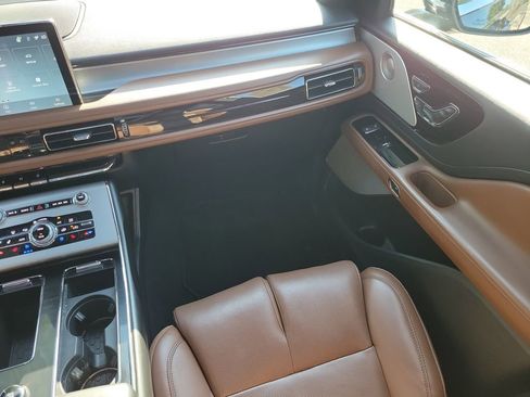 Certified 2022 Lincoln Aviator Reserve w/ Equipment Group 201A RWD image 19