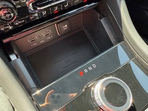 New 2025 Jeep Grand Cherokee L Limited w/ Luxury Tech Group II image 19