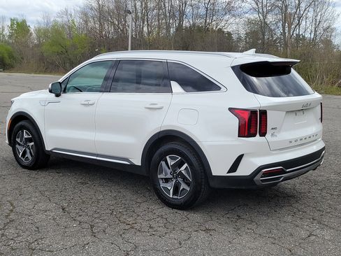 Used 2022 Kia Sorento S AWD/4WD image 7