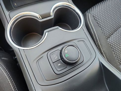 Certified 2022 GMC Terrain SLE image 23