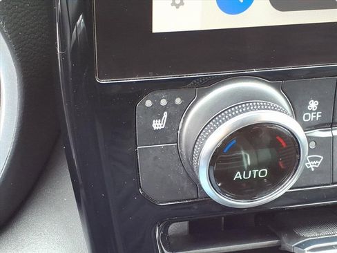 Used 2023 Toyota Highlander XSE image 21