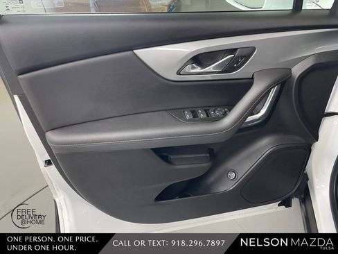 Used 2020 Chevrolet Blazer LT image 19