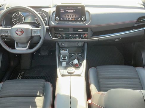 Used 2025 Nissan Rogue SV w/ Rock Creek Premium Package image 15